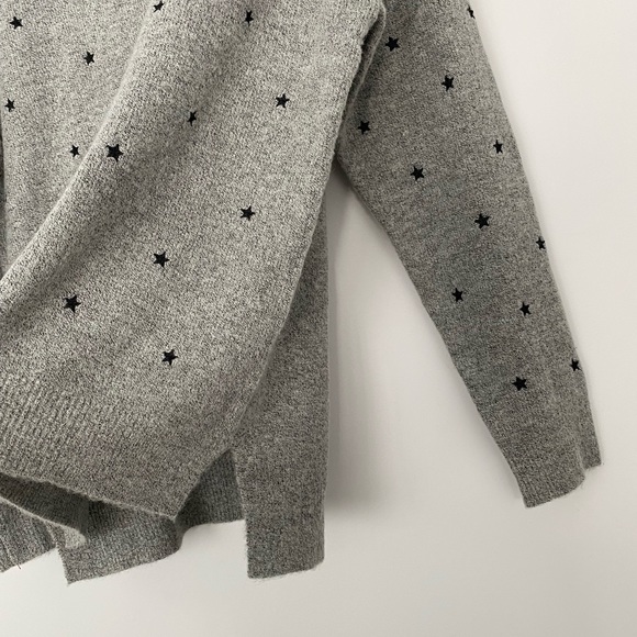 Grey Knit Sweater with Embroidered Mini Stars - Picture 10 of 12